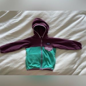Patagonia fleece for size 2T. Used and in great condition.